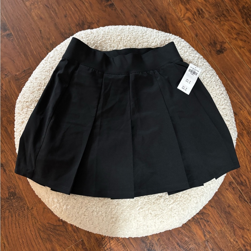 Black Xsmall Abercrombie workout tennis skirt with shorts with pockets NWTS